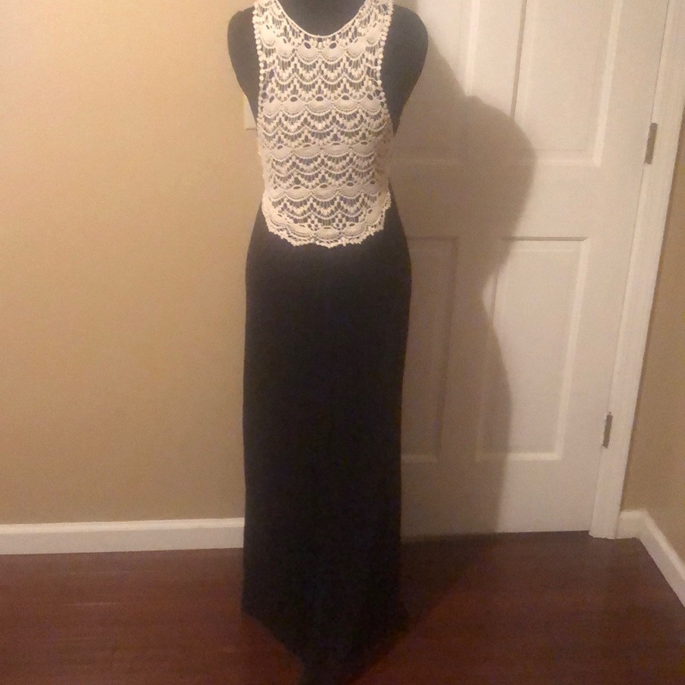 Sundress - Picture 4 of 6